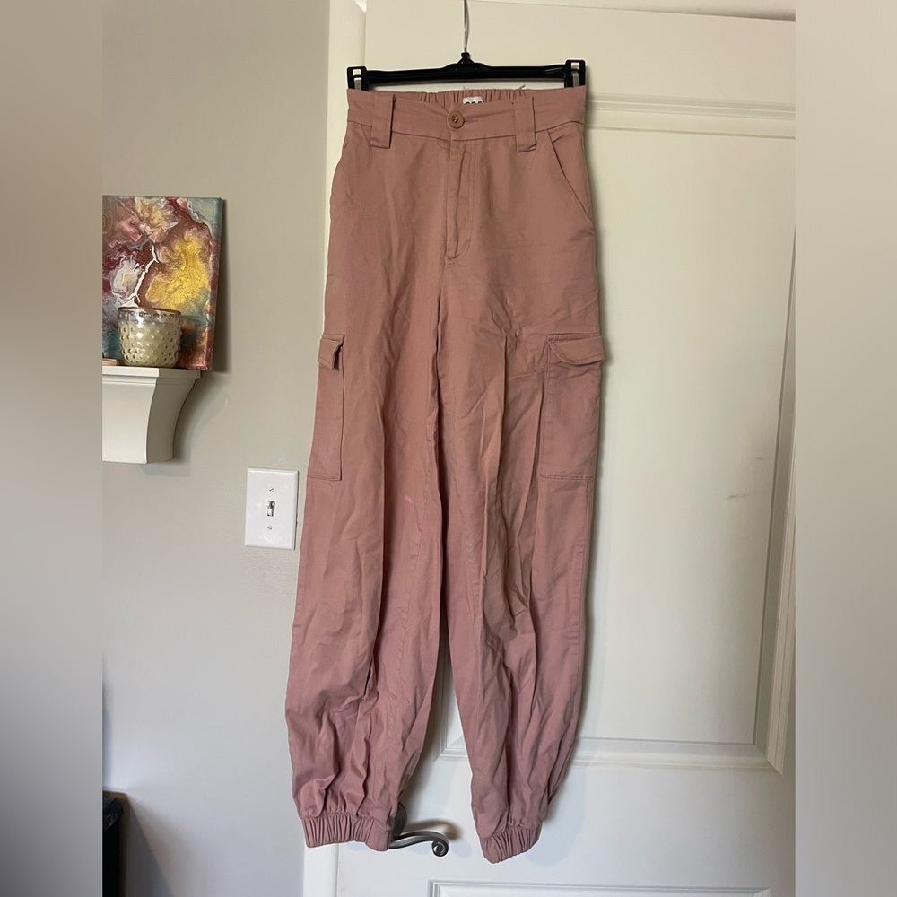 BDG Women’s Dusty Rose Cargo Pants
